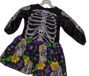 Esqueleto rosa vestido